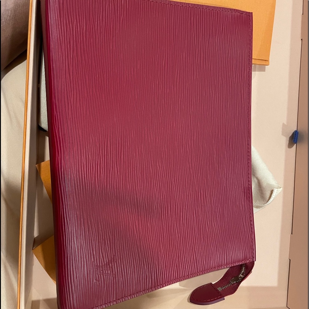 LOUIS VUITTON WINE CLUTCH